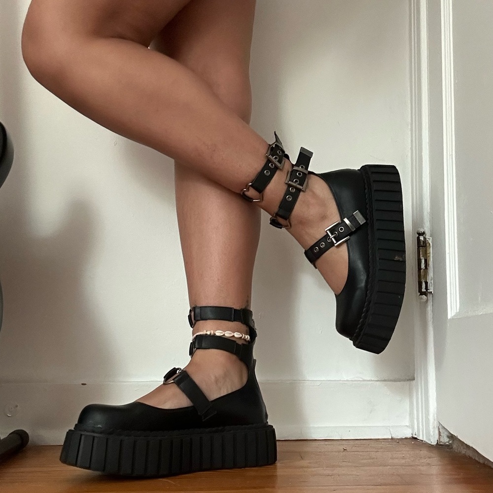 Lamoda Platform Shoes with Heart Straps 🖤
